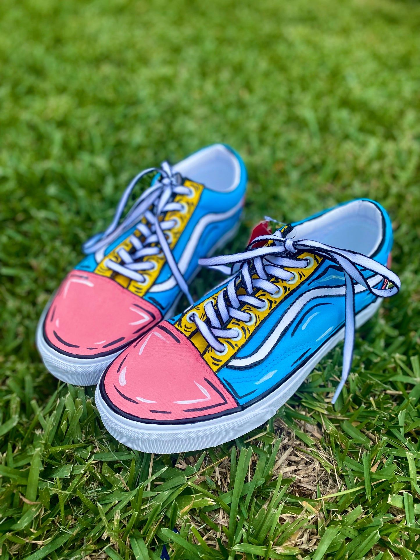 TNK Classic Custom Cartoon Painted Shoes