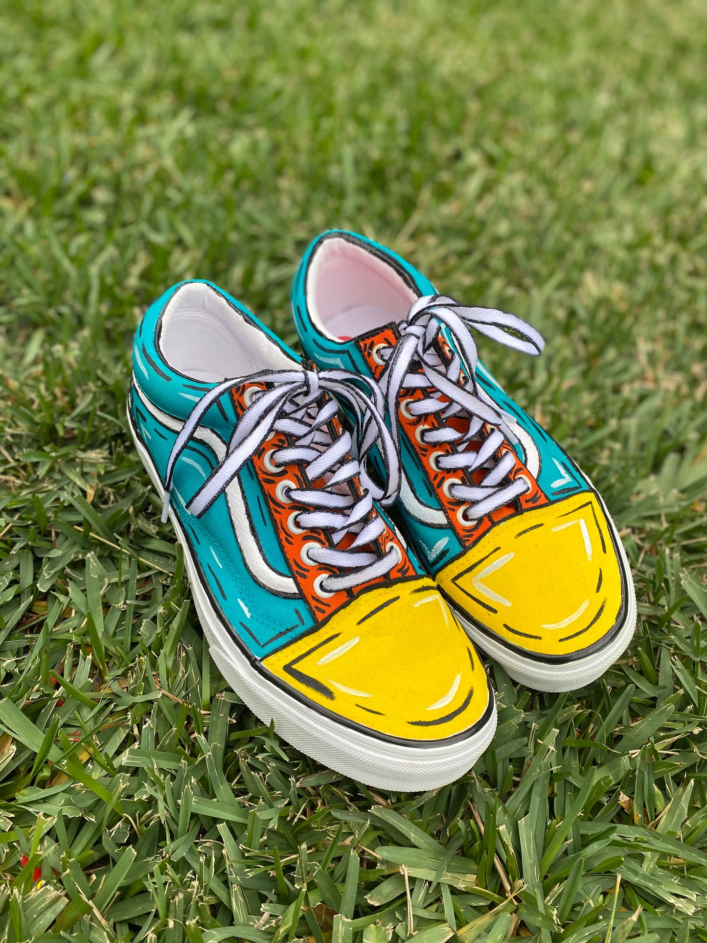 TNK Classic Custom Cartoon Painted Shoes